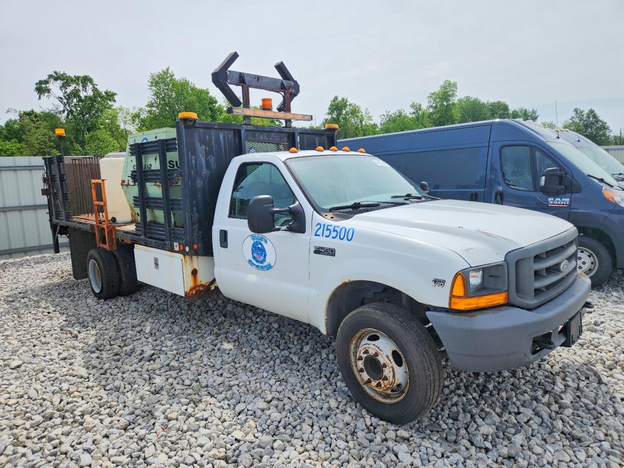 Salvage Ford F-450 Image
