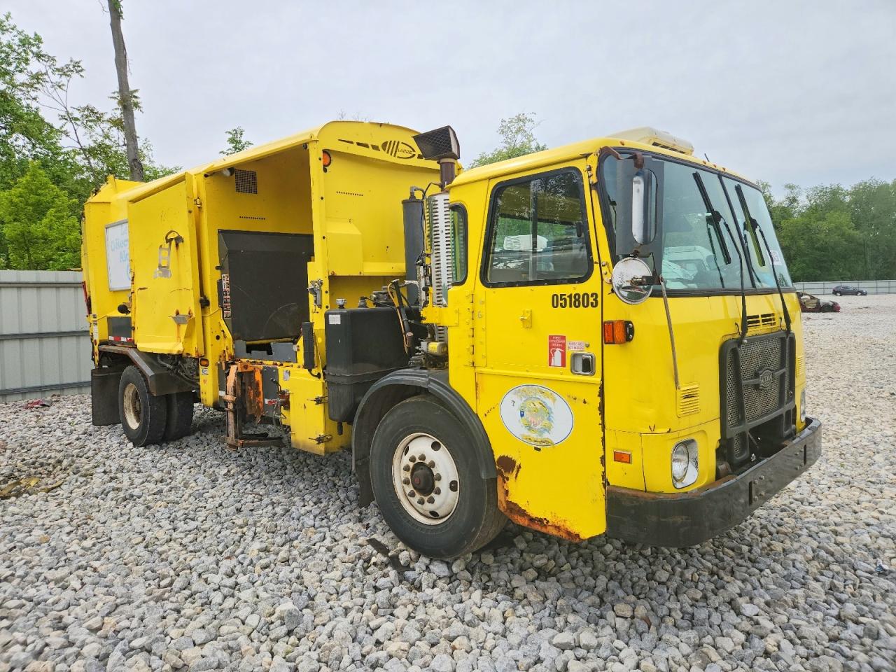 Salvage Autocar Xpeditor Image