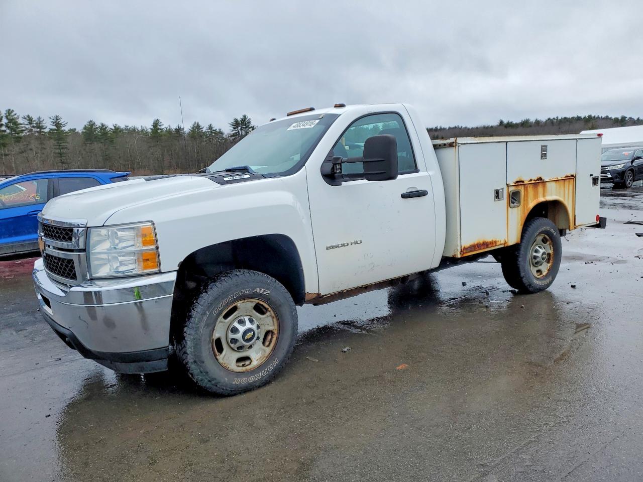 Salvage Chevrolet Silverado Image