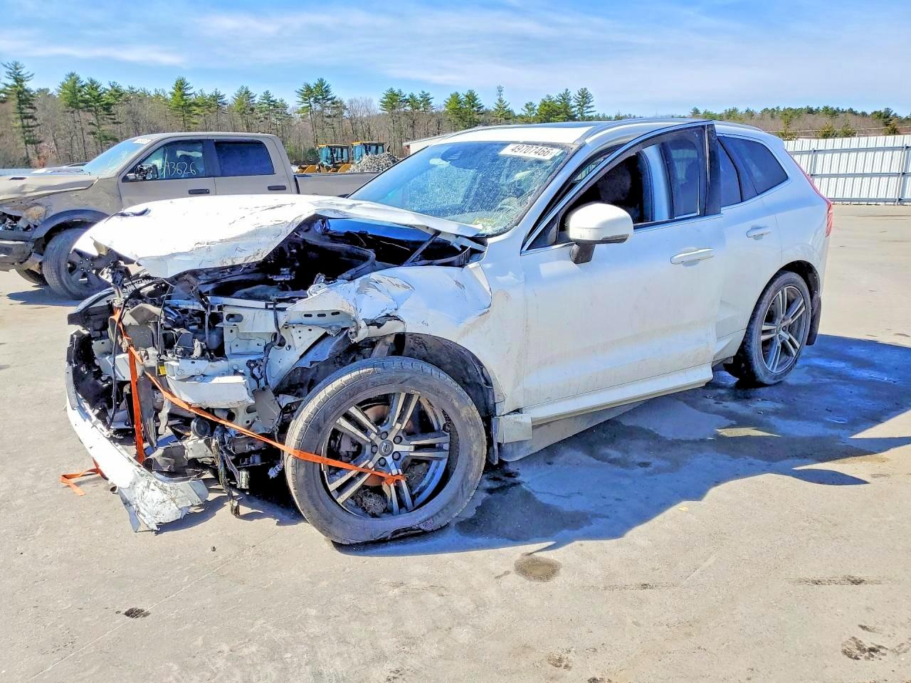 Salvage Volvo XC60 Image