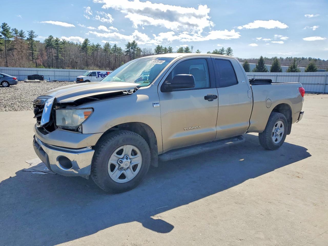 Salvage Toyota Tundra Image