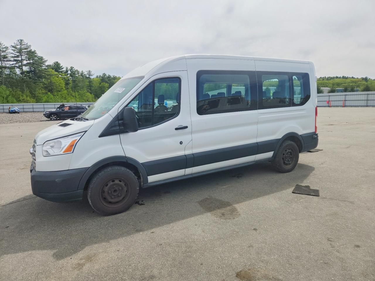 Salvage Ford Transit Image