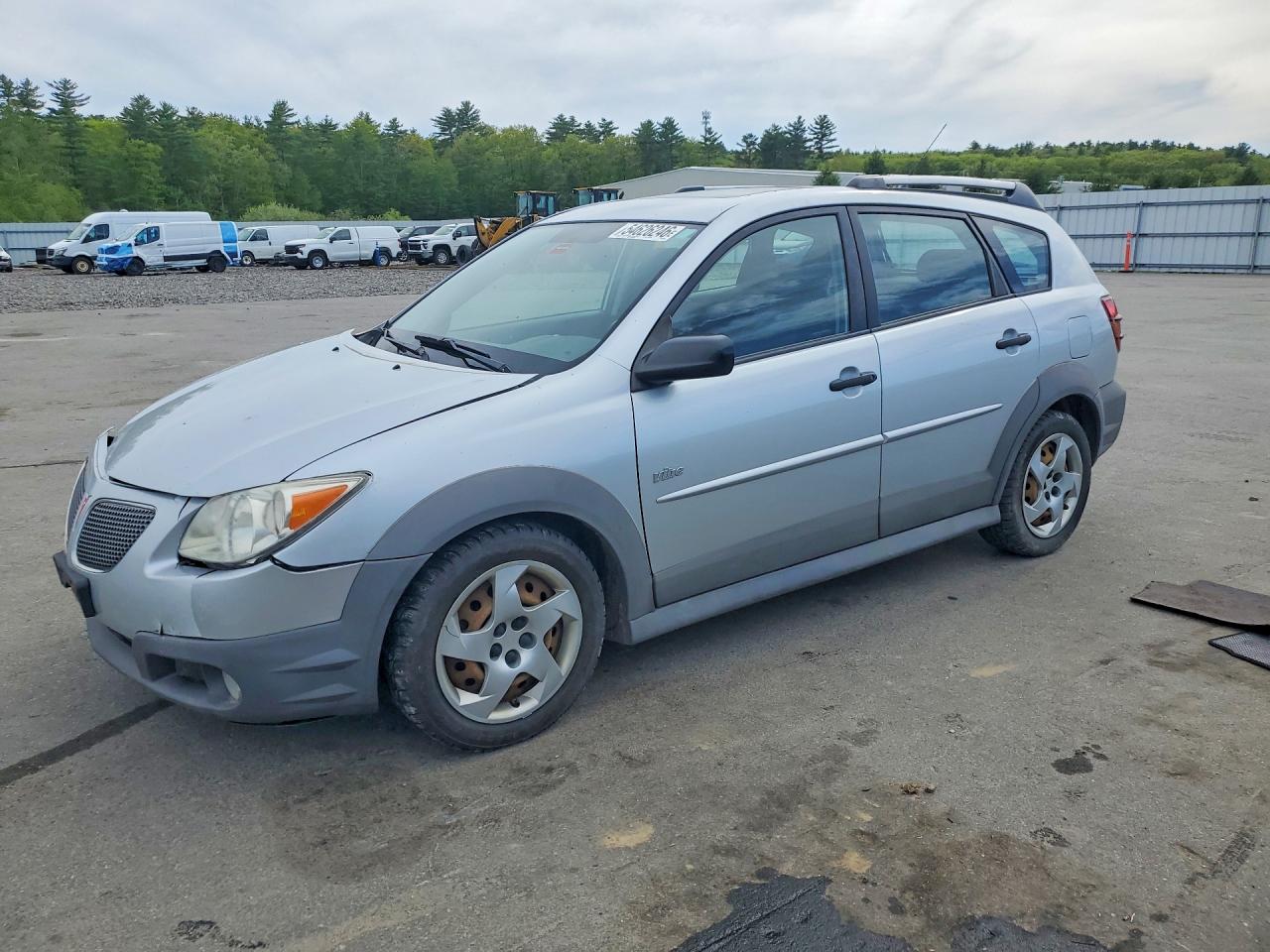 Salvage Pontiac Vibe Image