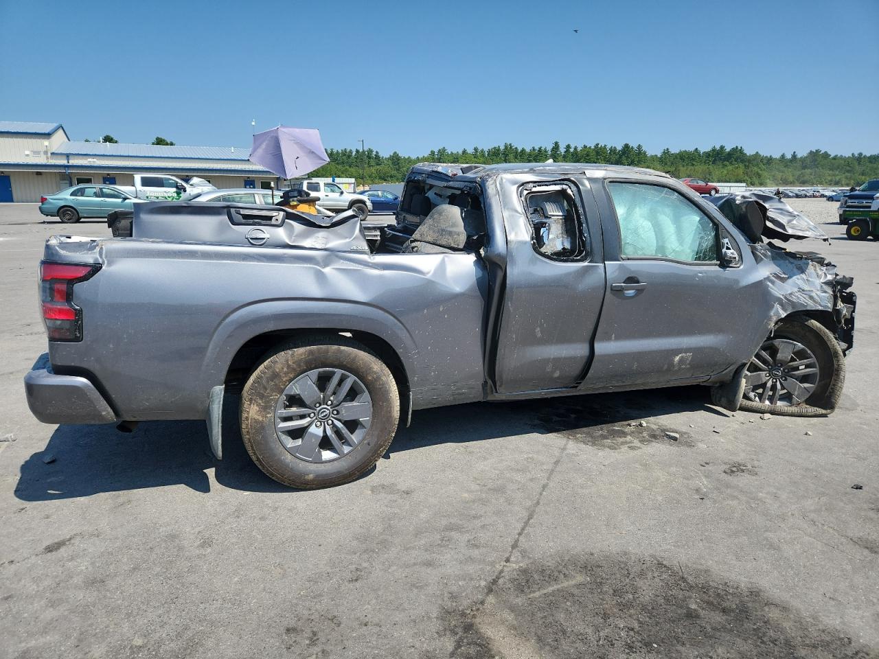 Nissan Frontier S