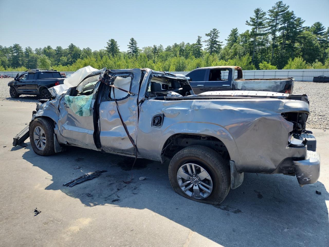 Nissan Frontier S