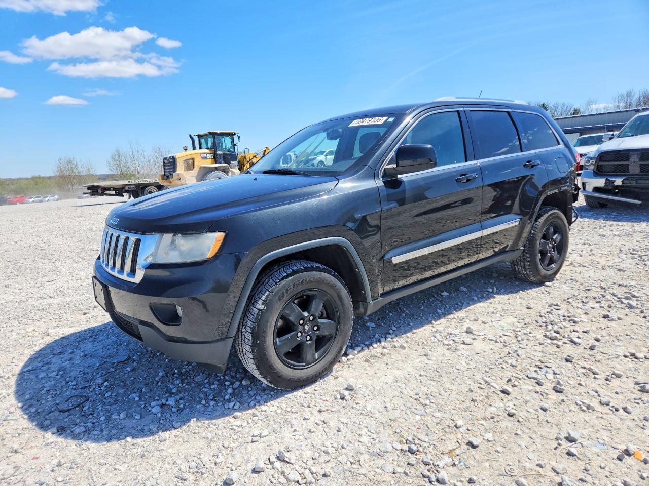 Salvage Jeep Grand Cherokee Image