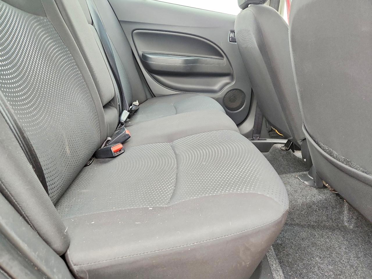 Mitsubishi Mirage G4 Es