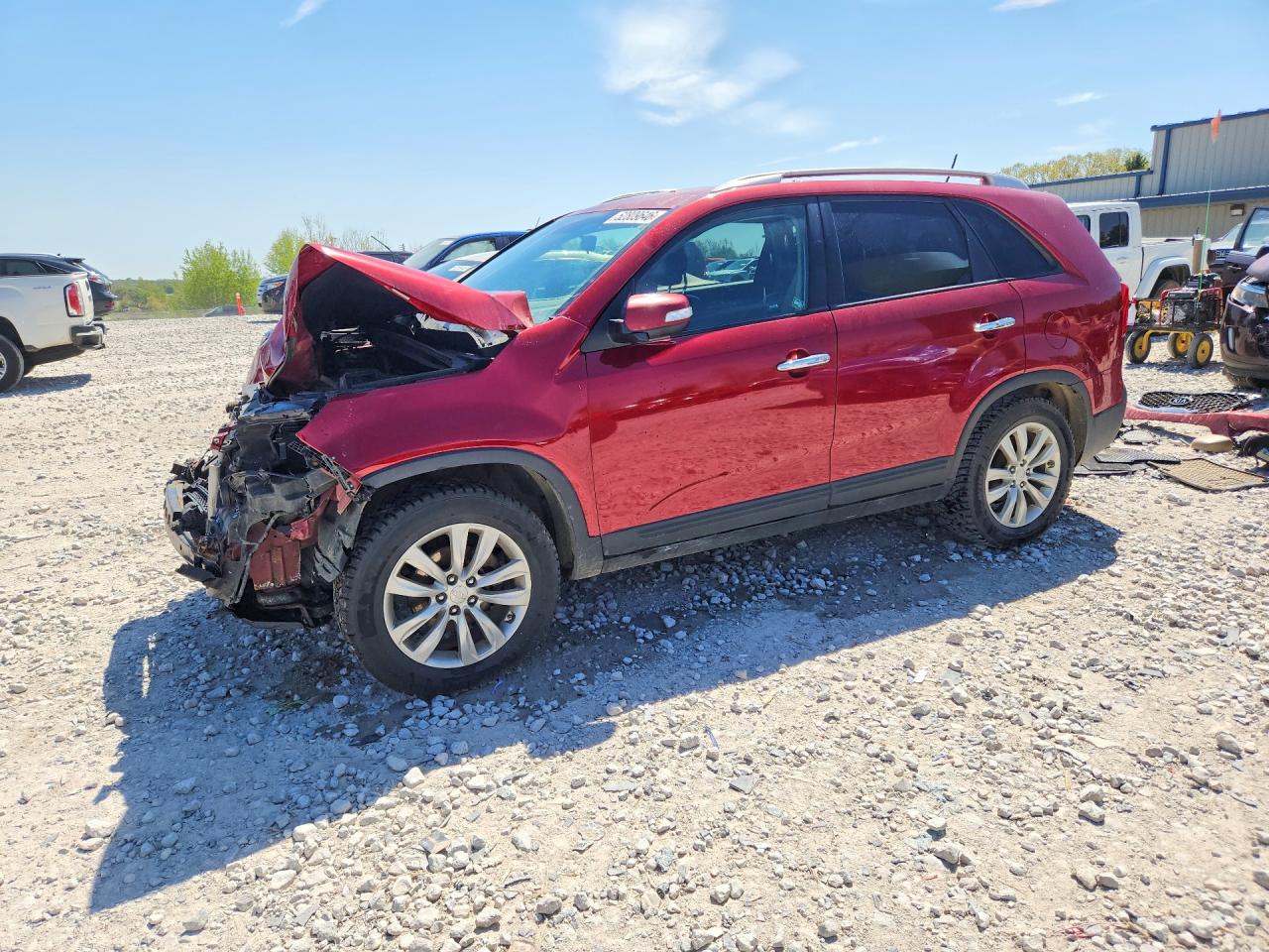 Salvage Kia Sorento Image