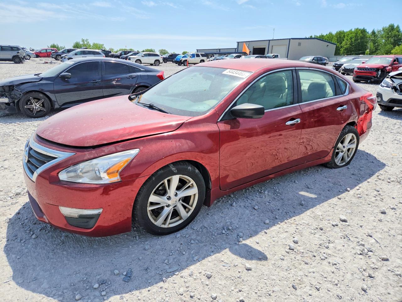 Salvage Nissan Altima Image