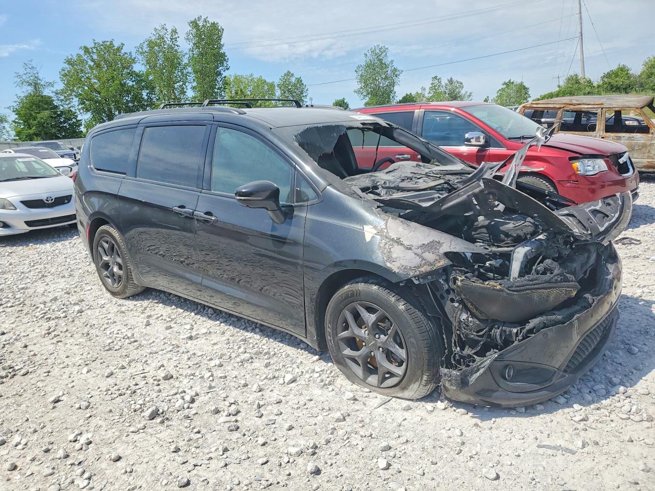 Chrysler Pacifica Limited