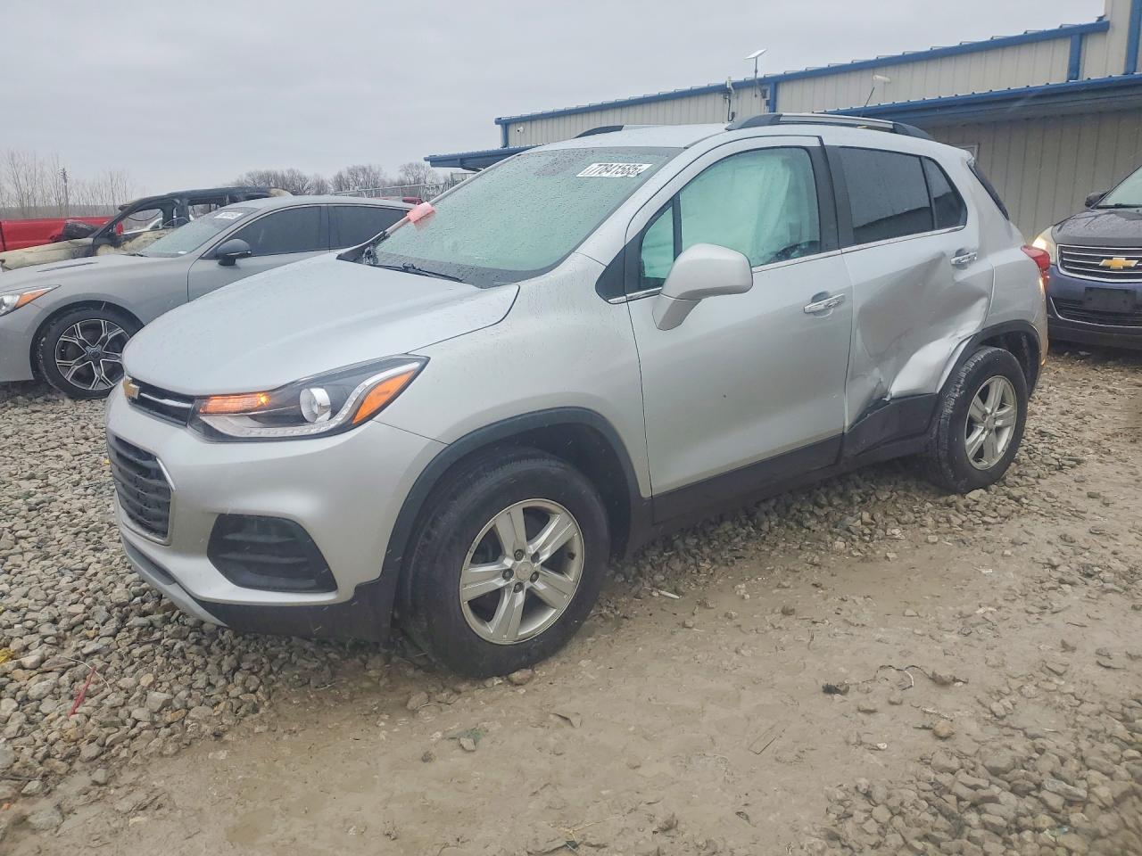 Salvage Chevrolet Trax Image