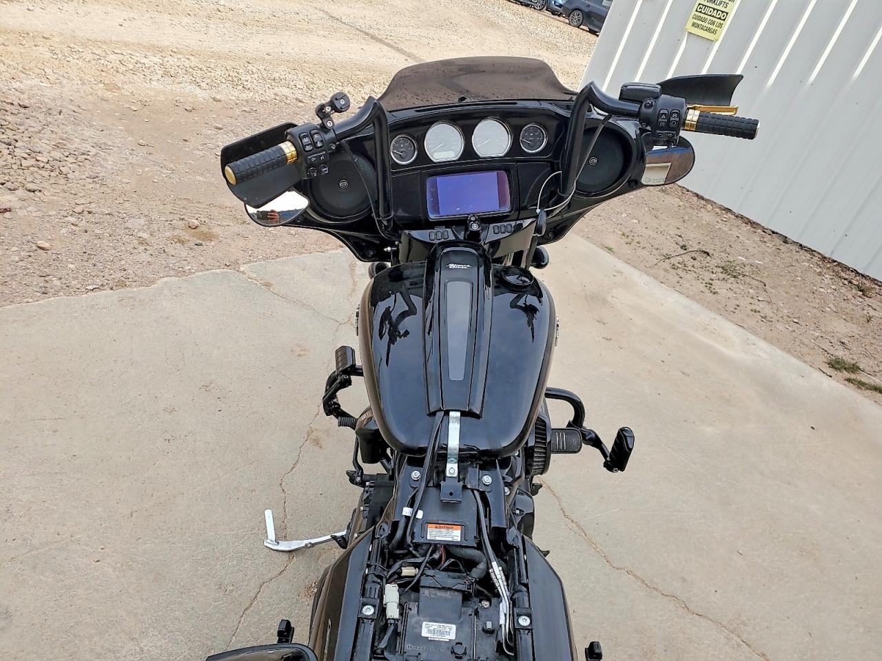 Harley-Davidson Fl