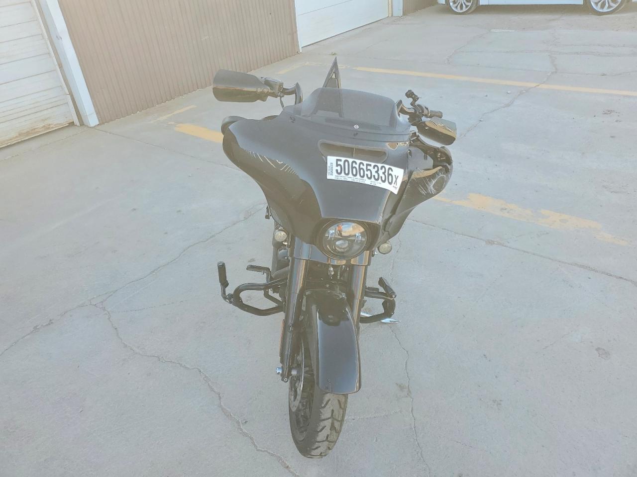 Harley-Davidson Fl