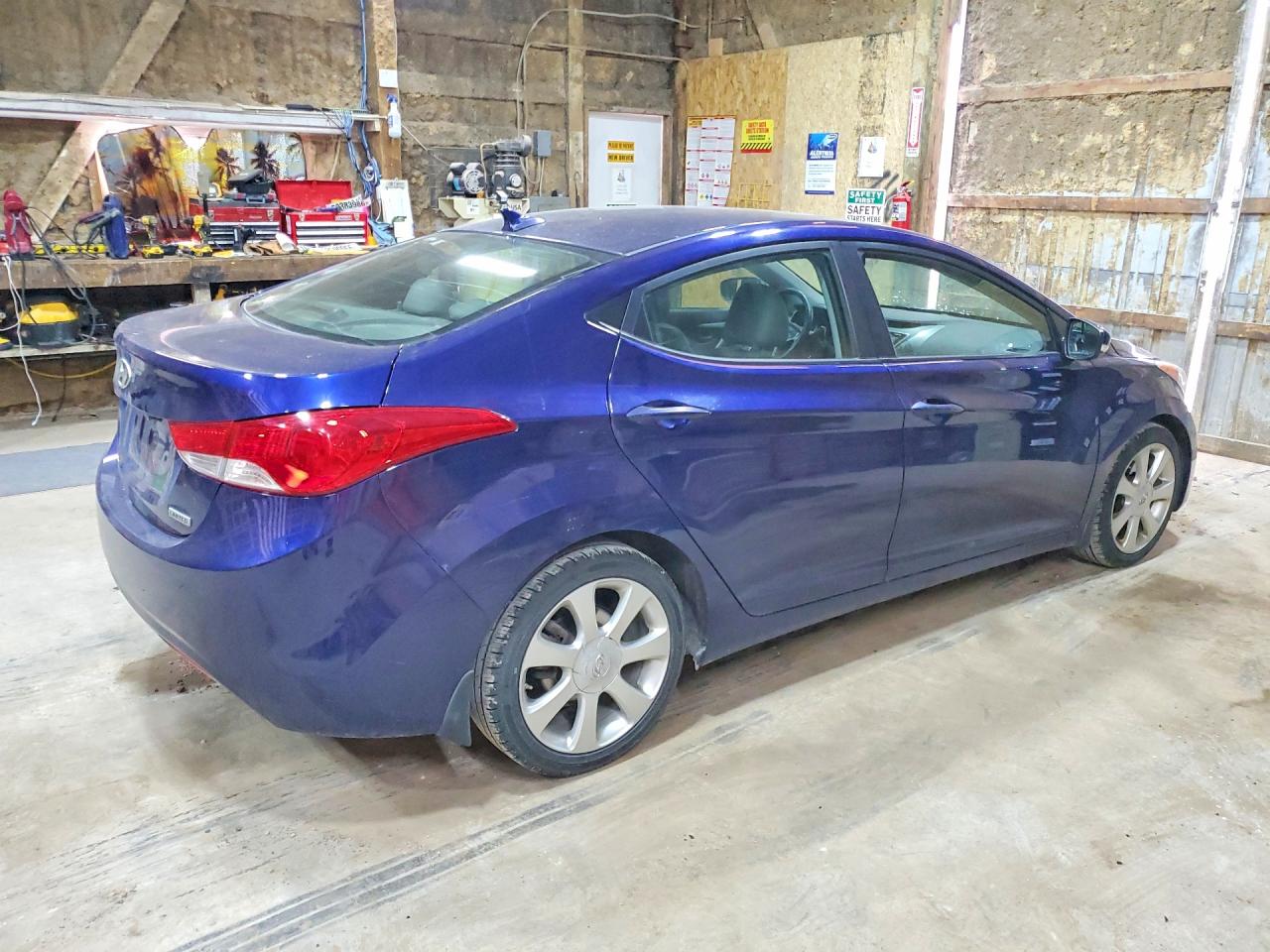 Hyundai ELANTRA Limited