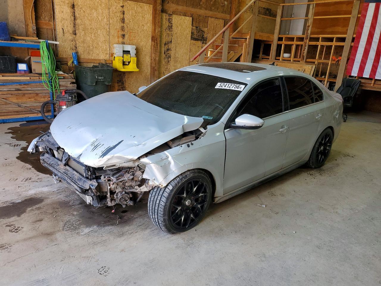 Salvage Volkswagen Jetta Image