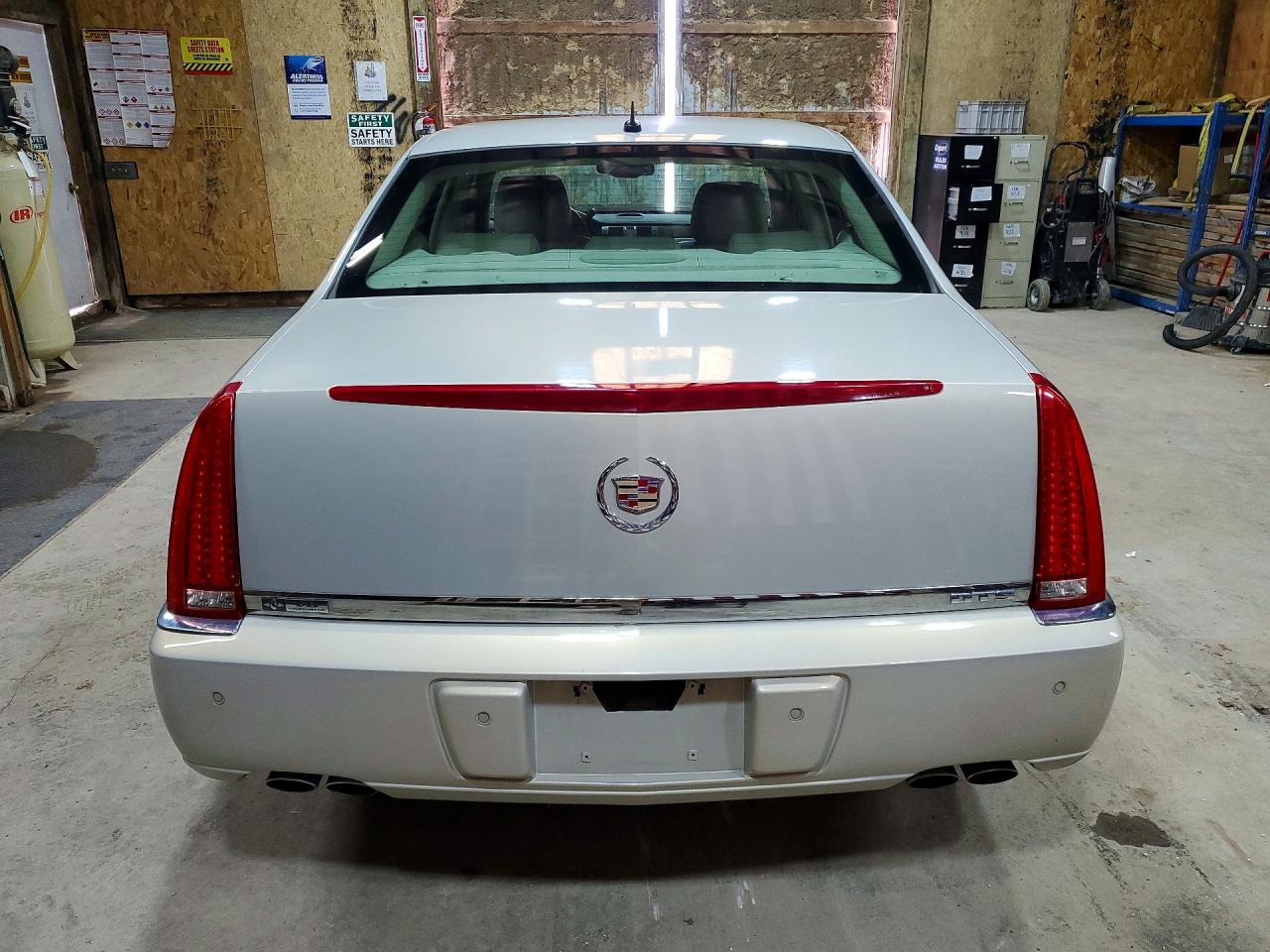 Cadillac DTS