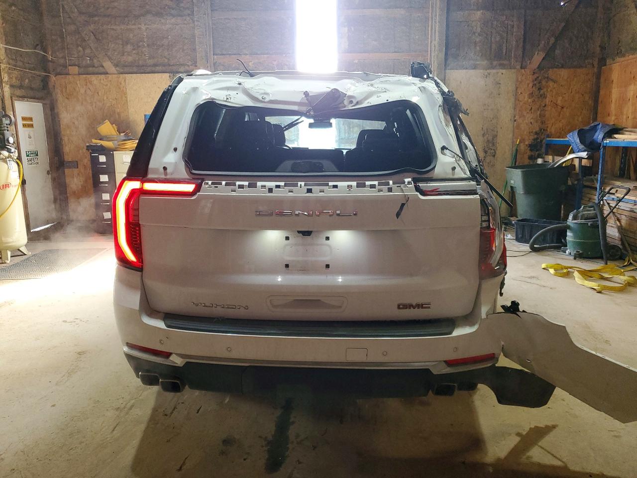 GMC Yukon Denali