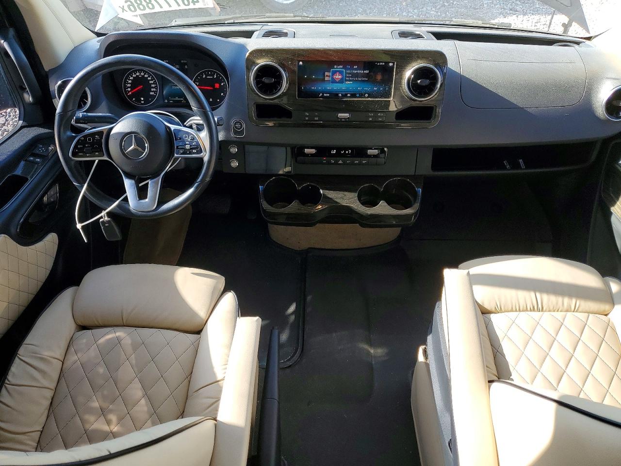 Mercedes-Benz Sprinter 3500