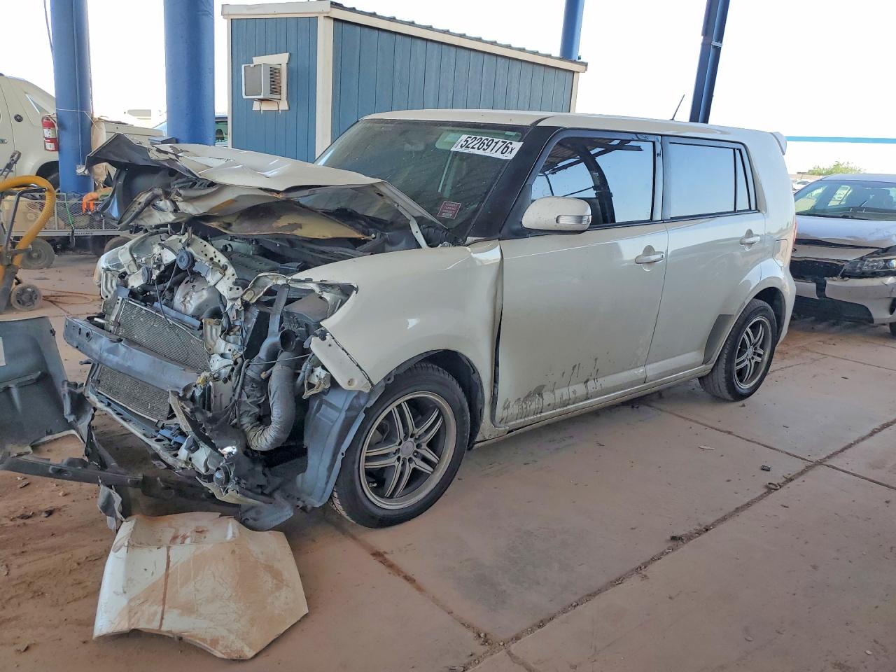 Salvage Scion xB Image