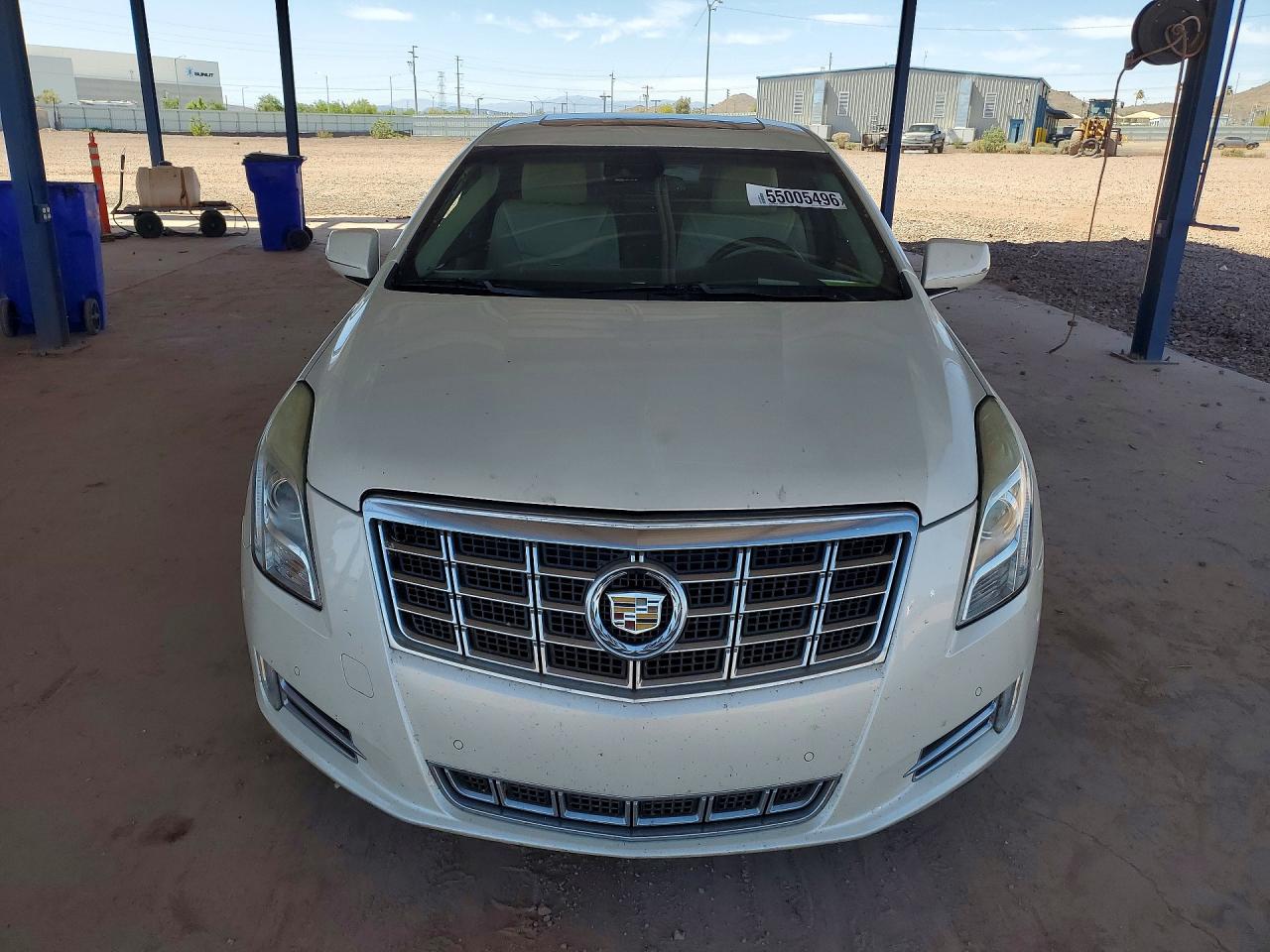 Cadillac XTS Luxury Collection