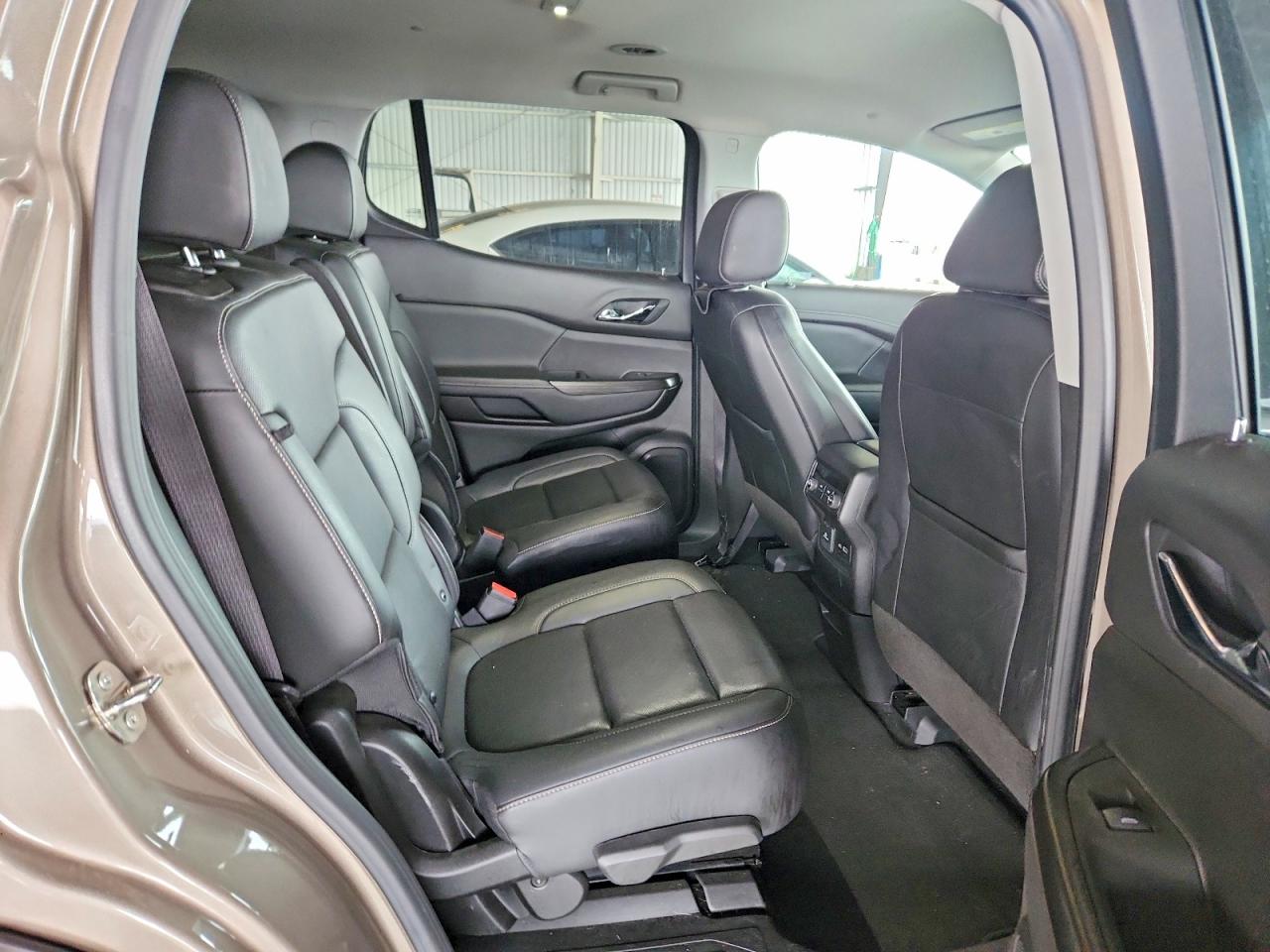 GMC Acadia Slt