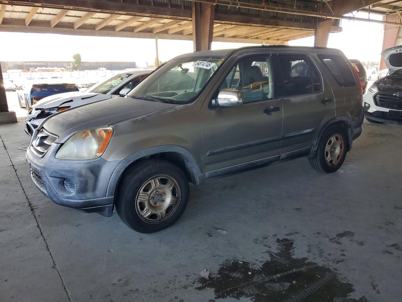 Salvage Honda Crv Image