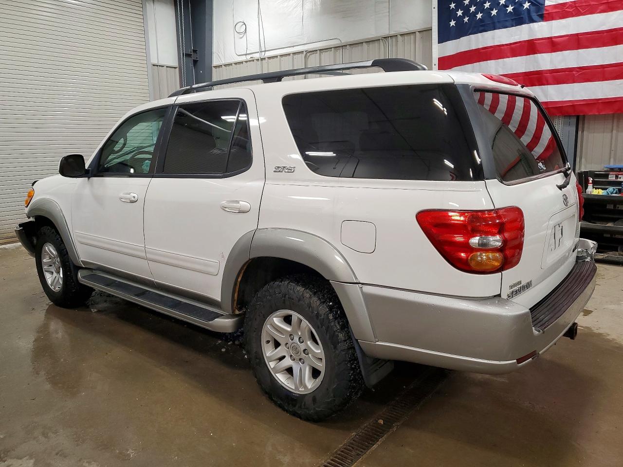Toyota Sequoia Sr5