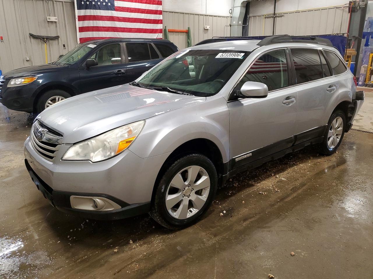 Salvage Subaru Outback Image