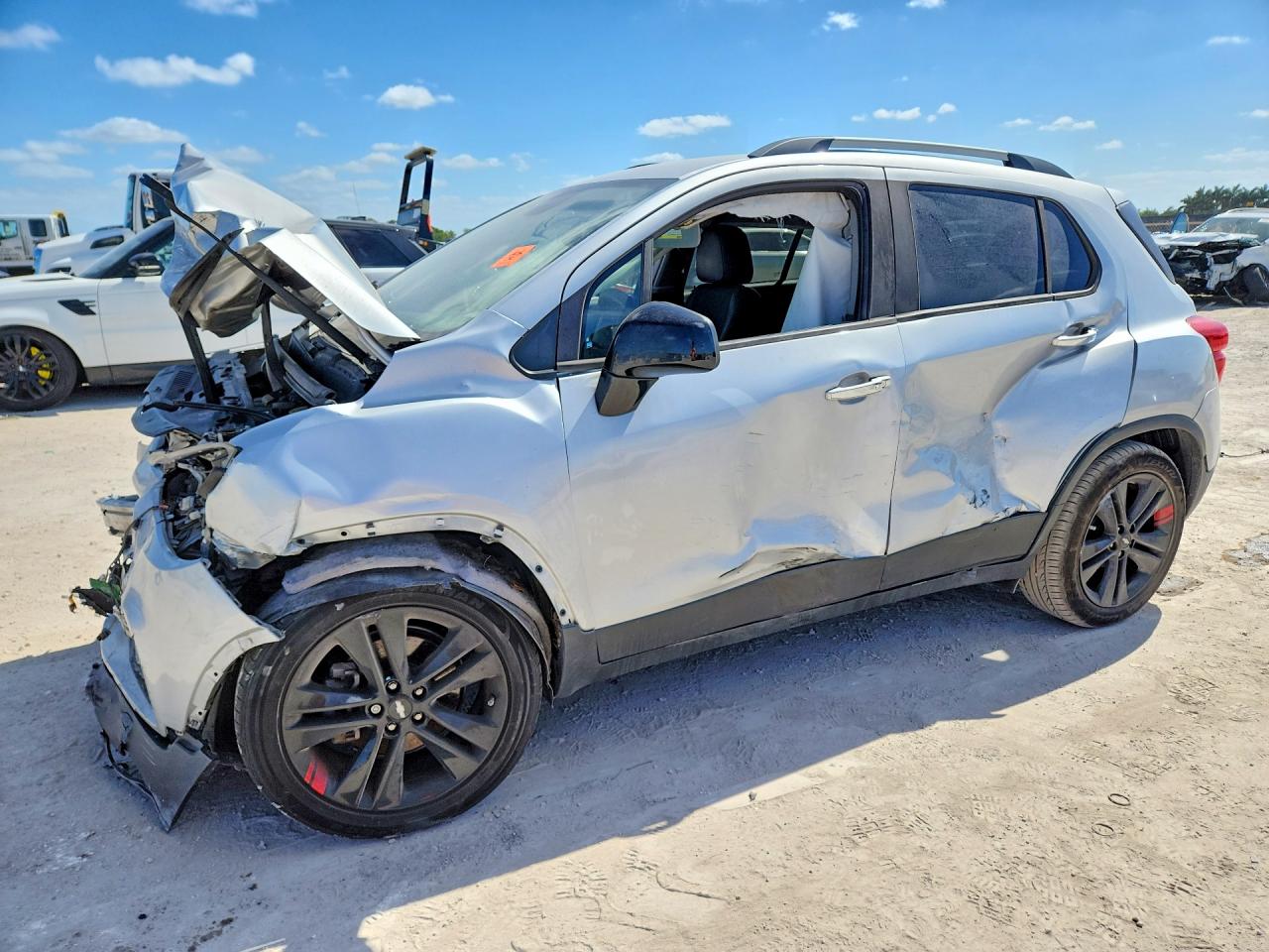 Salvage Chevrolet Trax Image
