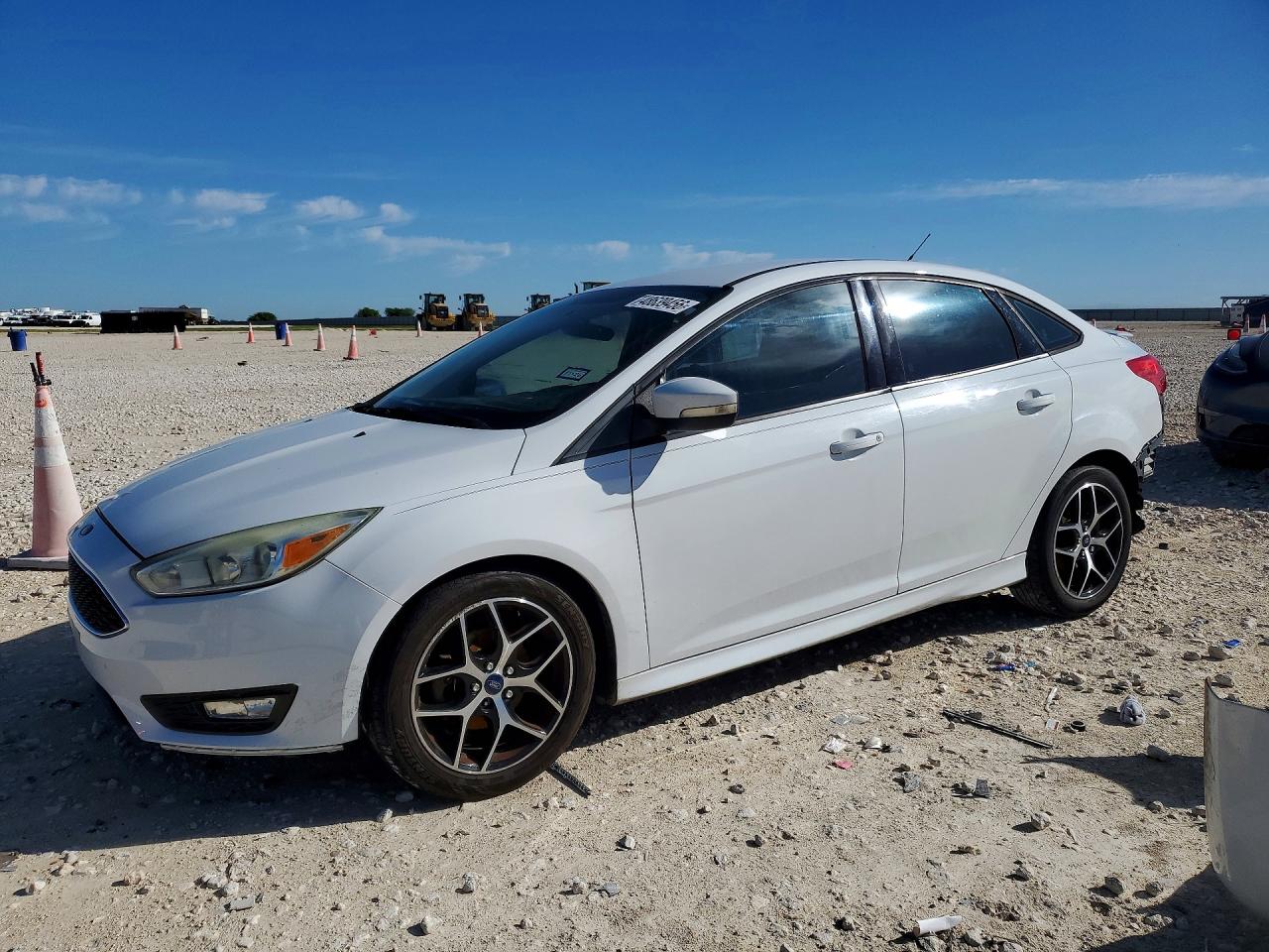 Salvage Ford Focus Image
