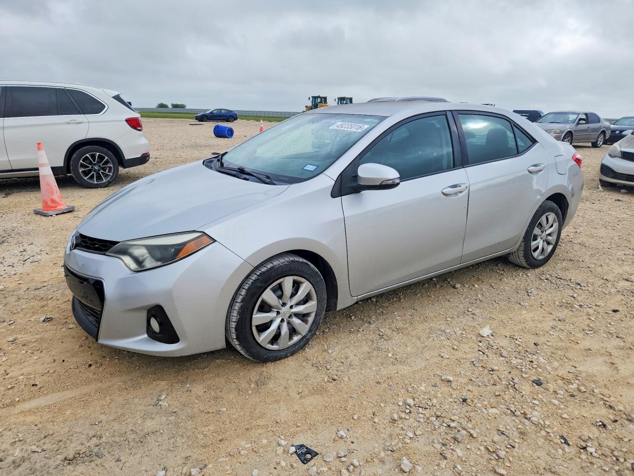Salvage Toyota Corolla Image