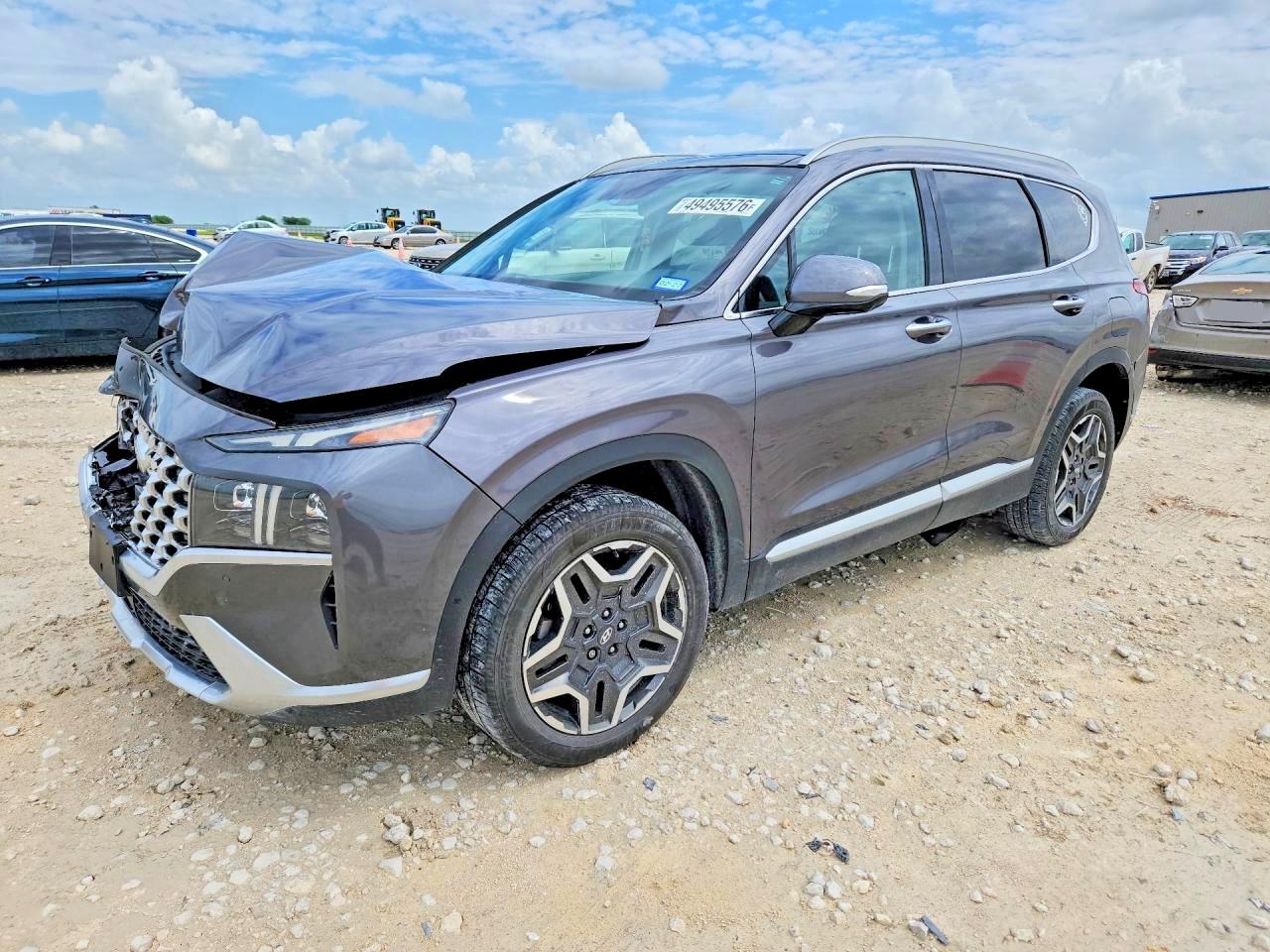 Salvage Hyundai SANTA FE Image