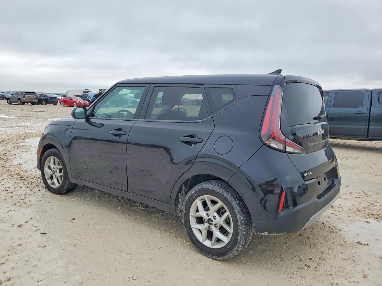 Kia Soul Lx