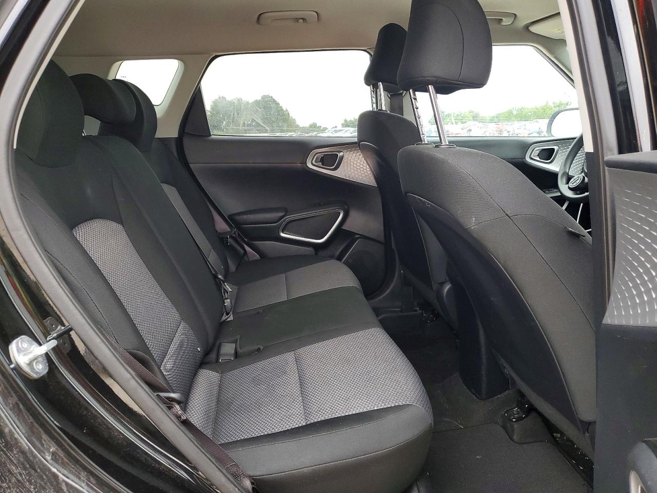 Kia Soul Lx