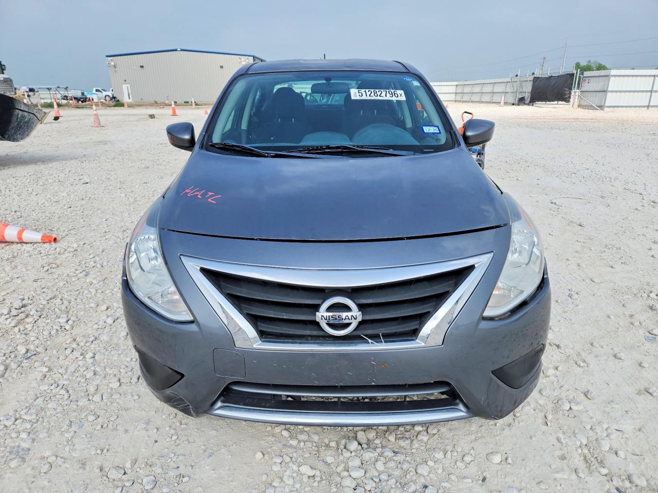 Nissan Versa Sv