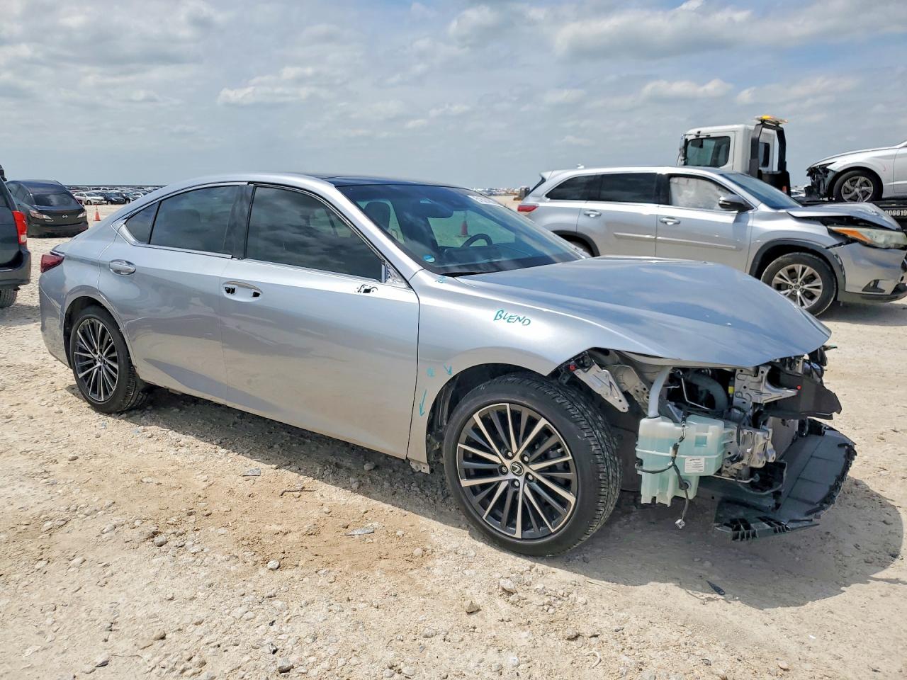 Lexus Es Base