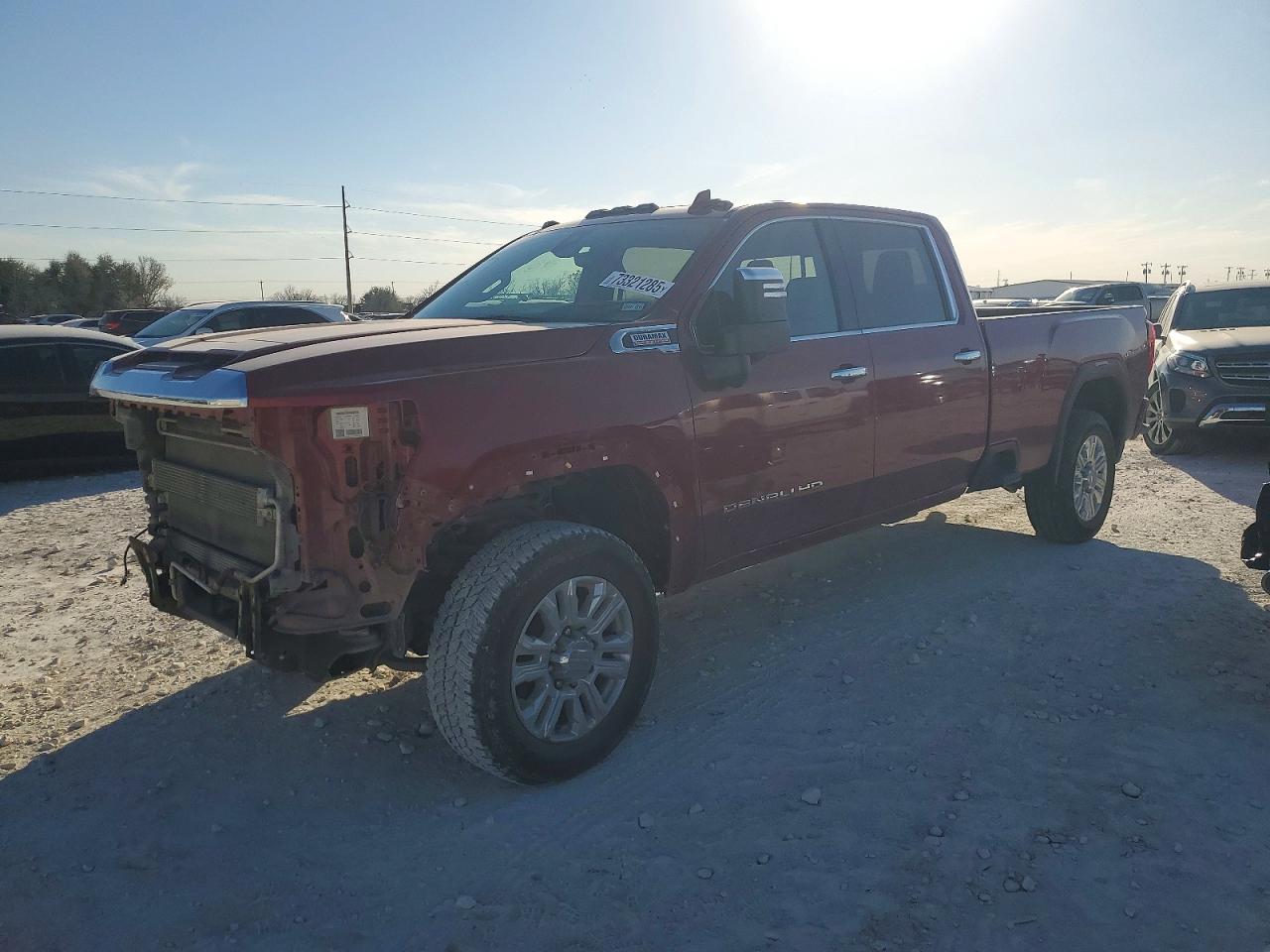 Salvage GMC Sierra Image
