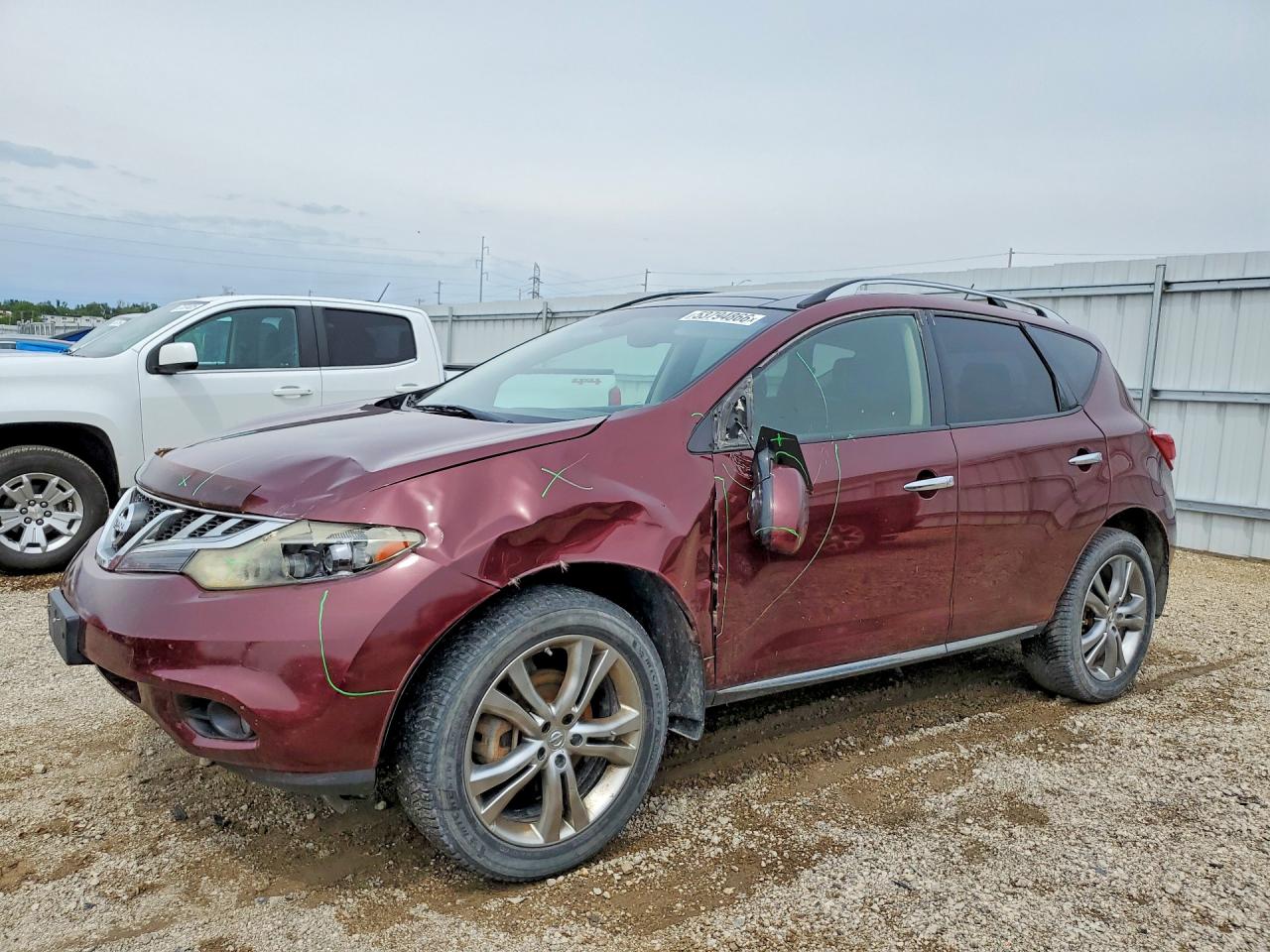 Salvage Nissan Murano Image