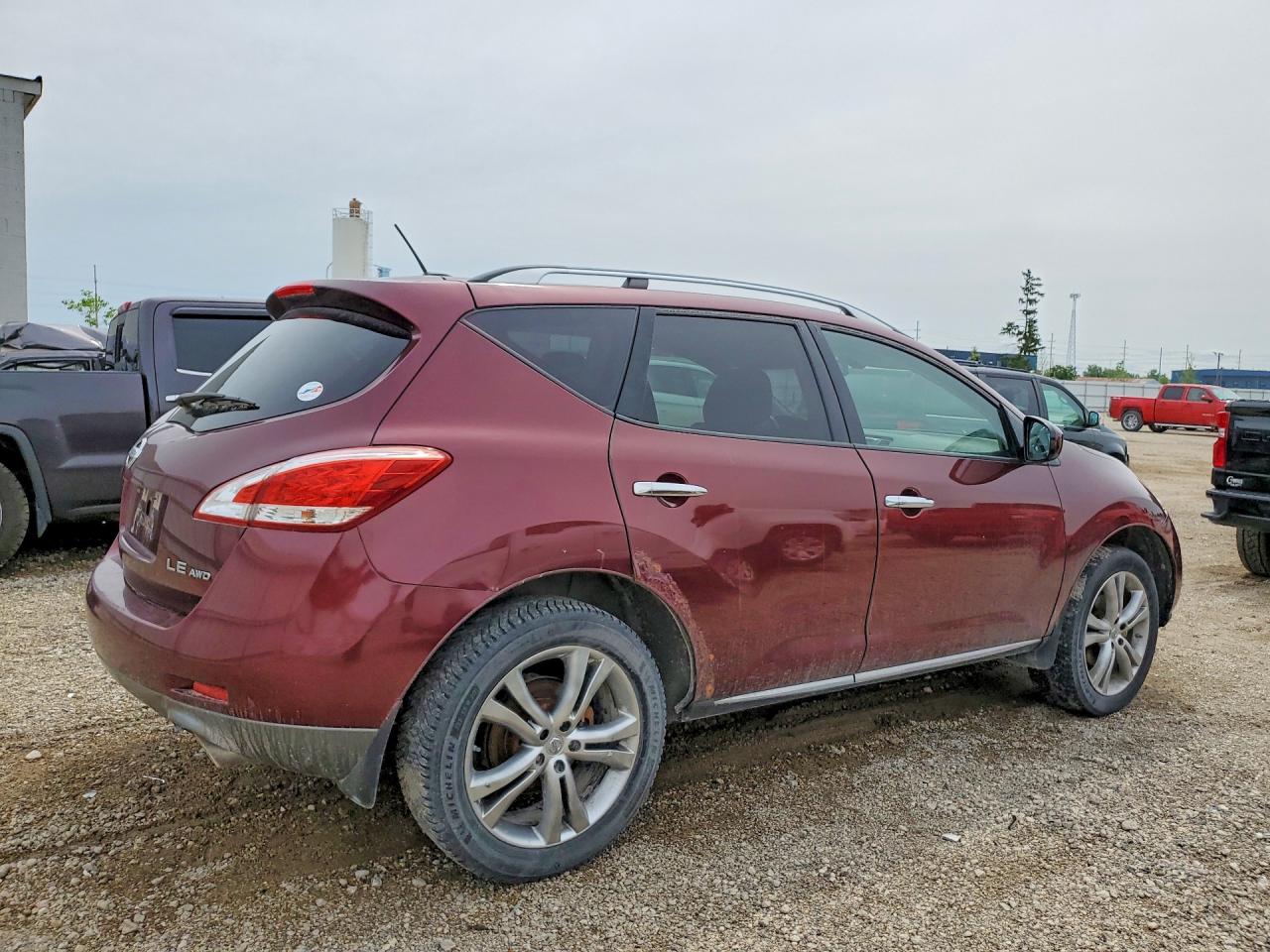 Nissan Murano S