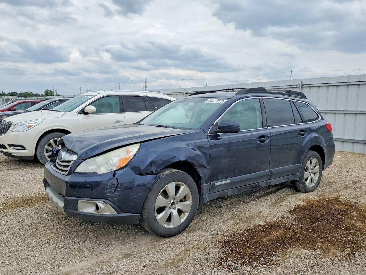 Salvage Subaru Outback Image