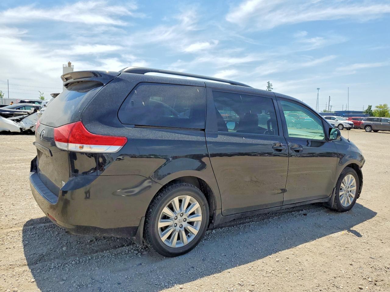 Toyota Sienna Xle 7-passenger