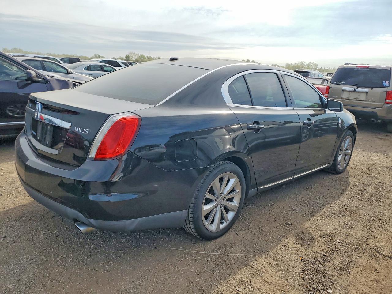Lincoln MKS