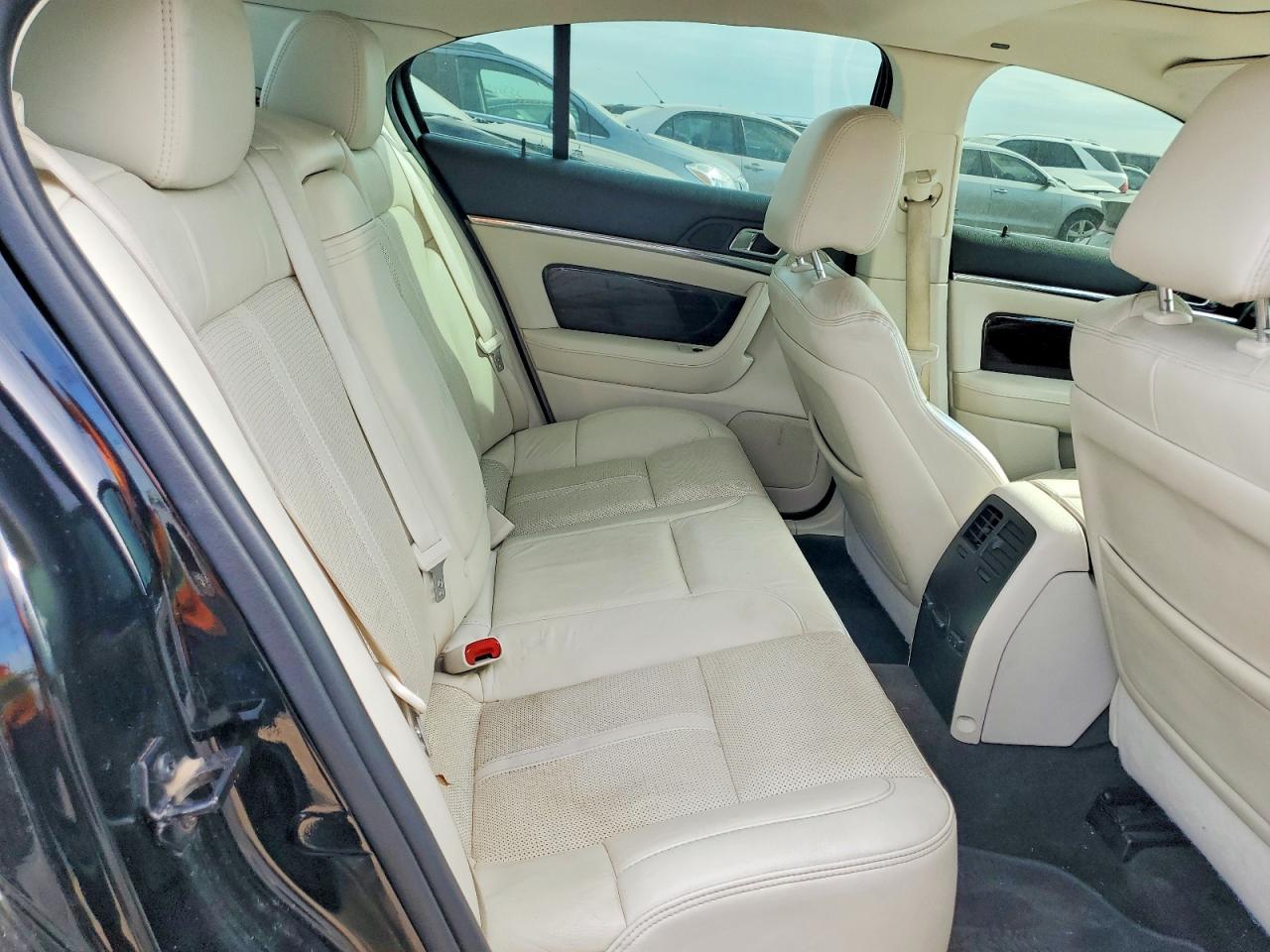 Lincoln MKS