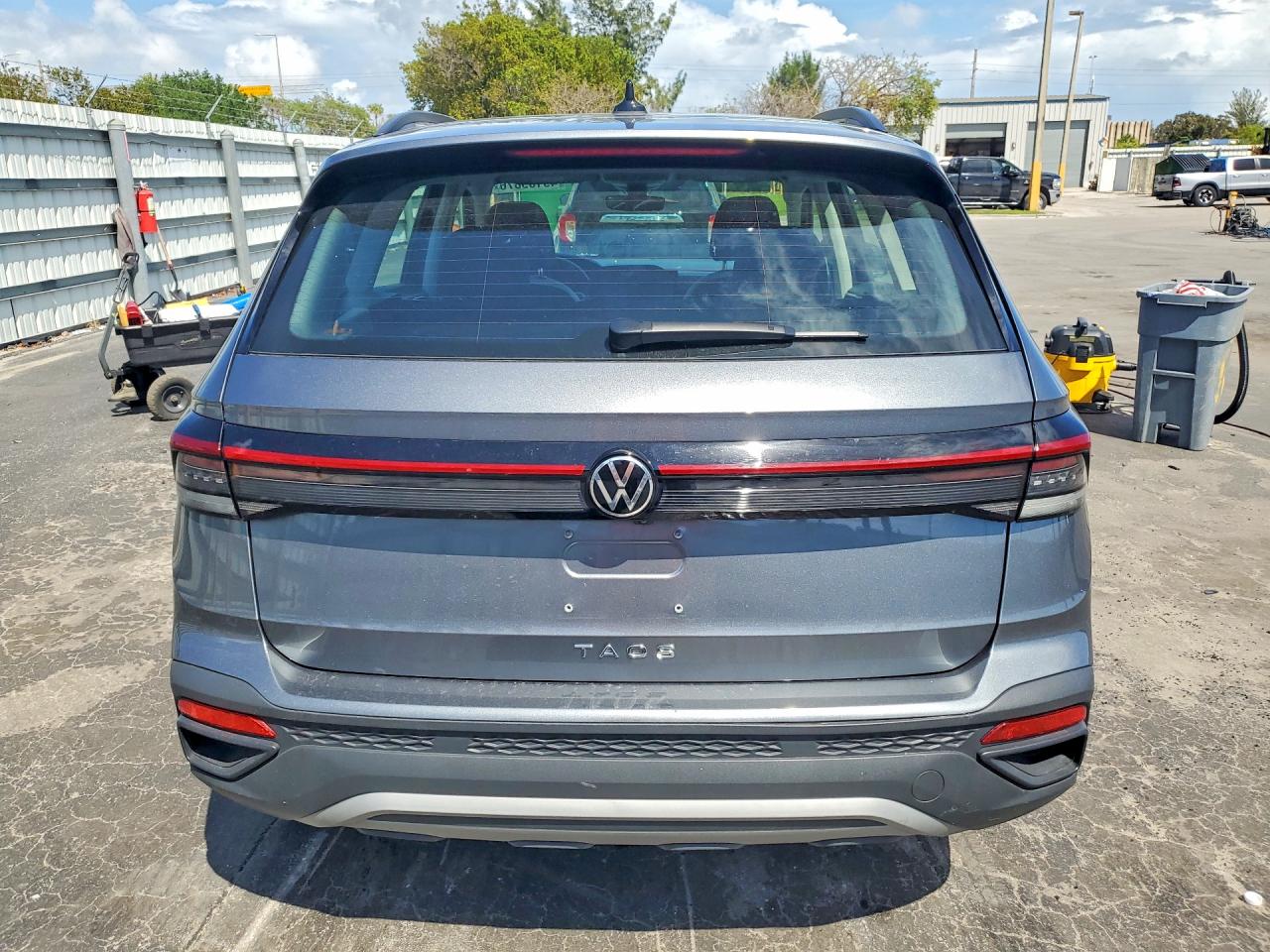 Volkswagen Taos