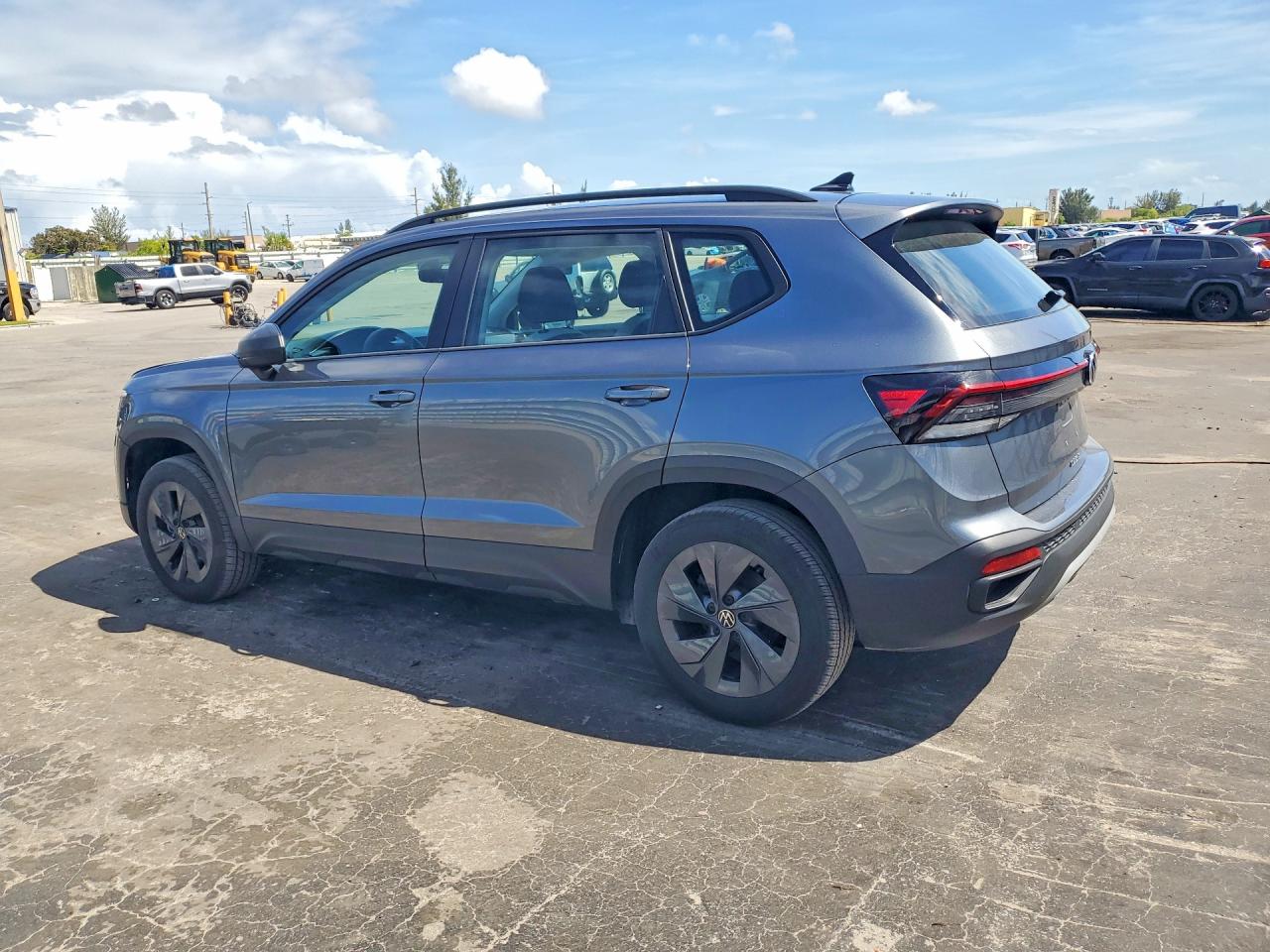 Volkswagen Taos