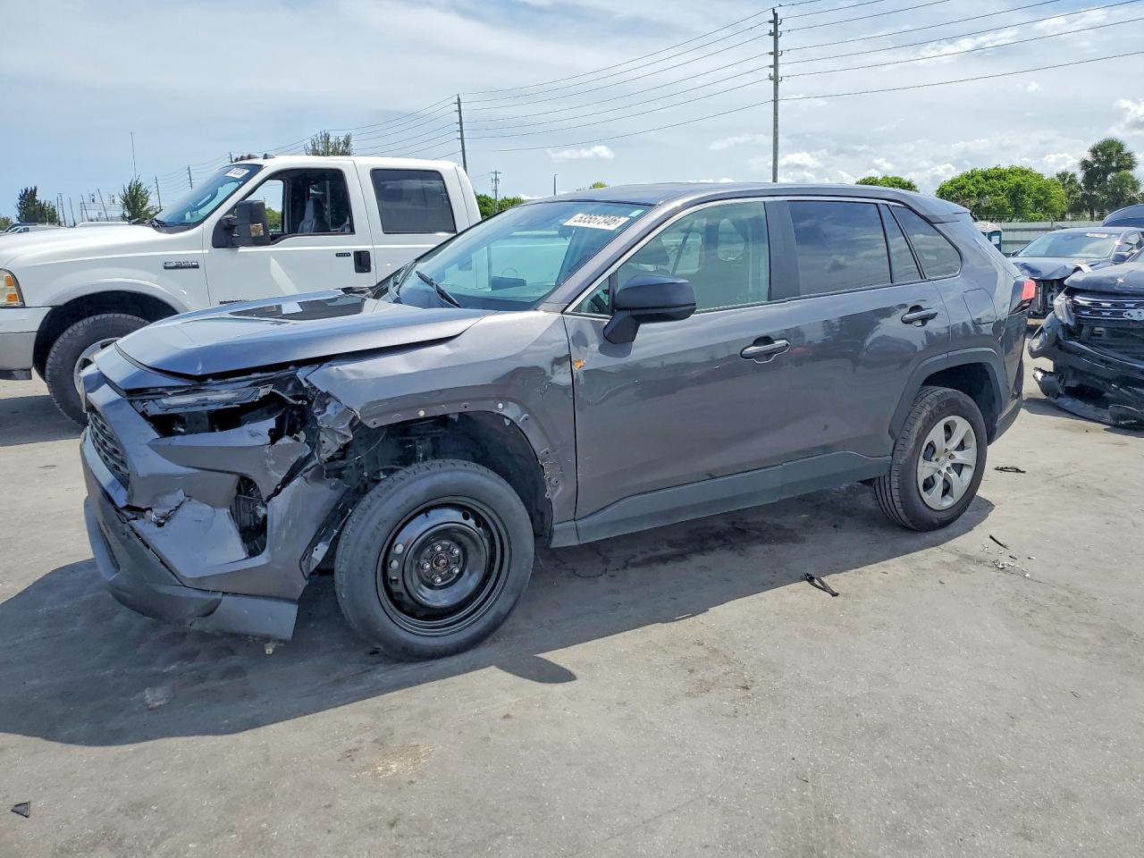 Salvage Toyota RAV4 Image