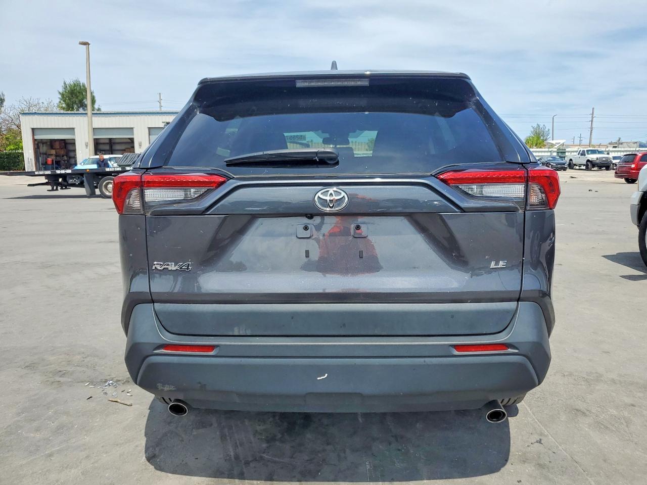 Toyota RAV4 Le