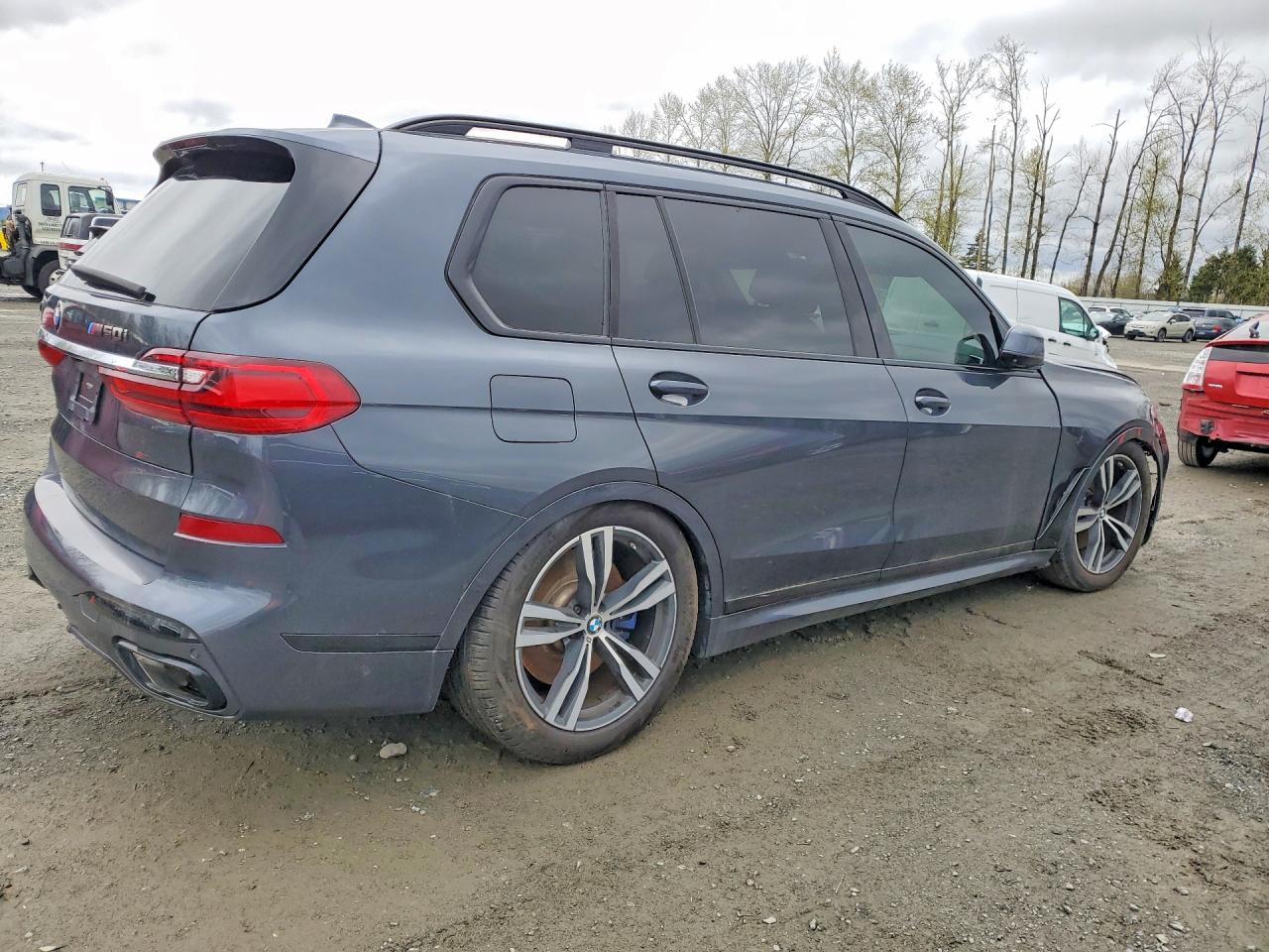 BMW X Series M50i