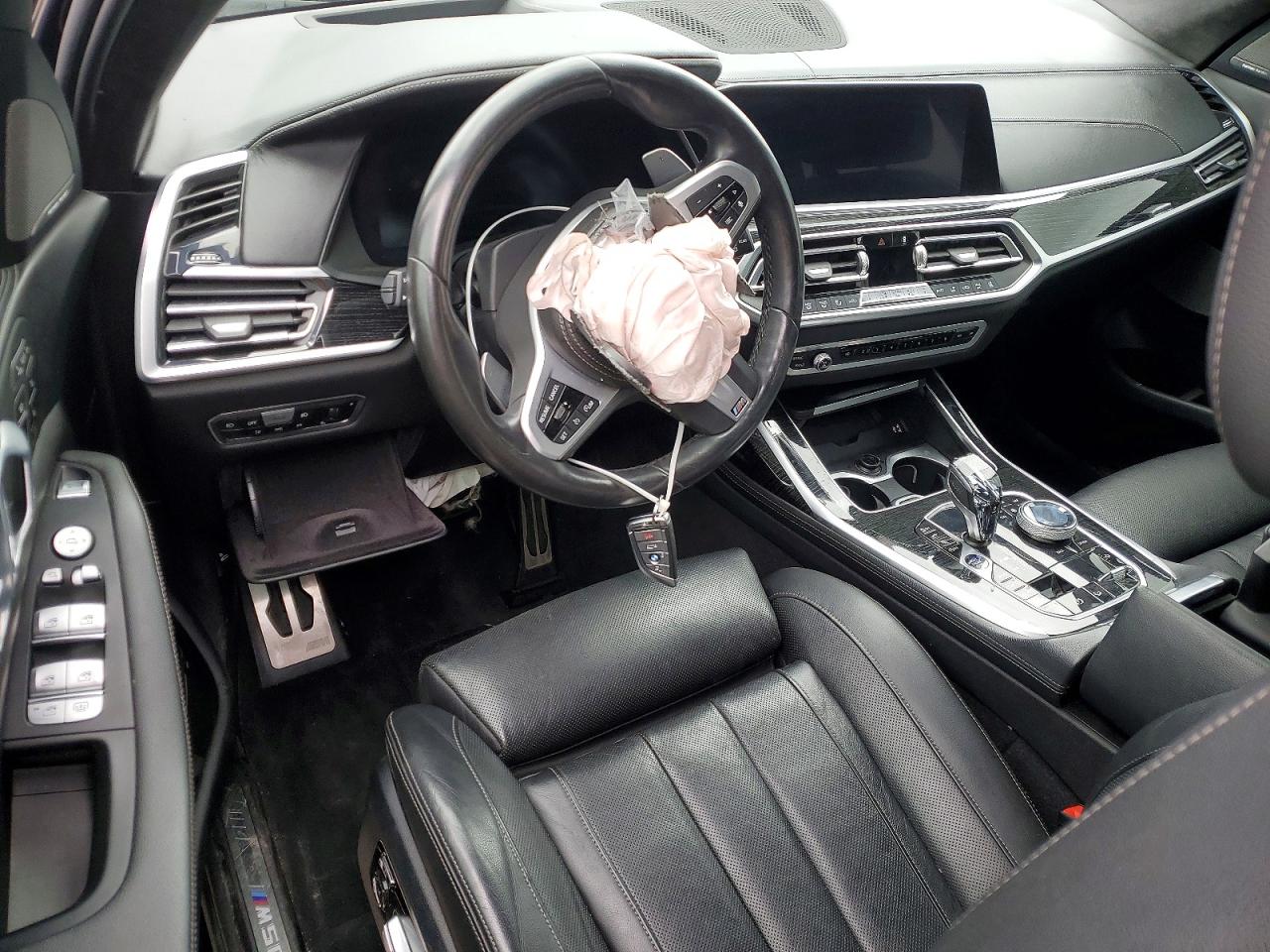 BMW X Series M50i