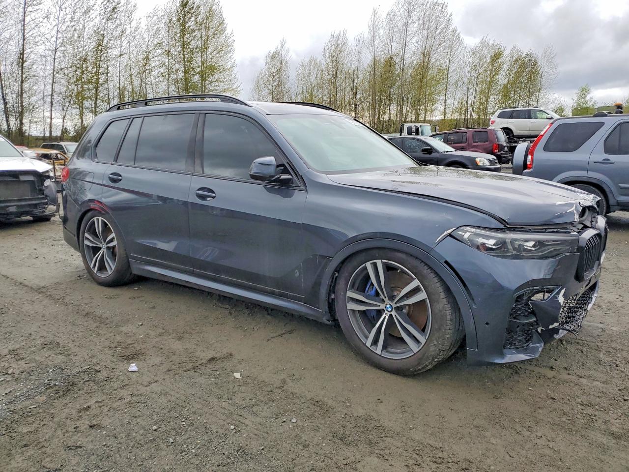 BMW X Series M50i